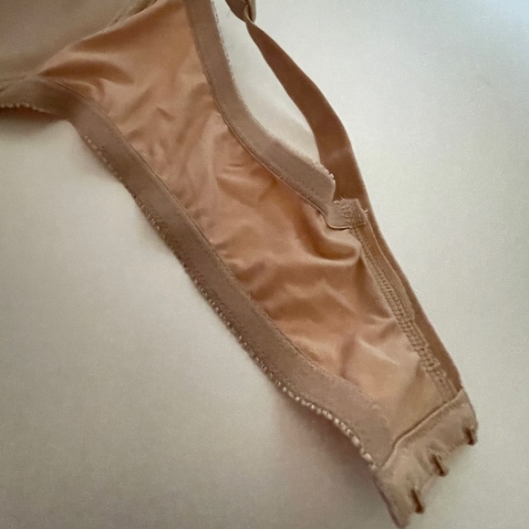 Fruit Of The Loom Ladies Style FT083 Beige Polyester Underwire Bra SZ 44D - Picture 5 of 10